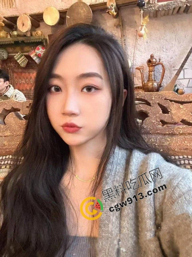 天生尤物,宁波理工学院校花郭霄敏被金主包养:性感情趣装、骑乘位高潮、爆操无套内射-1