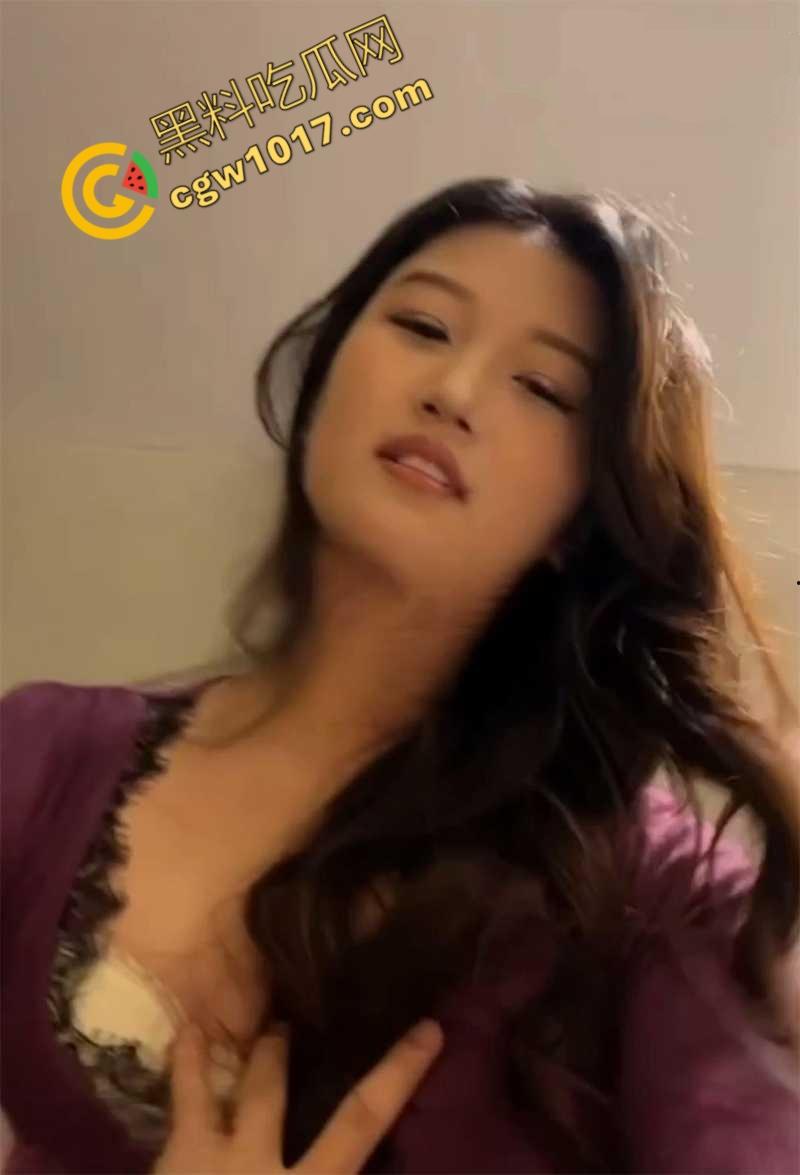 安徽爆乳骚货【魏景瑶】约炮成瘾，擅长口交深喉，最爱无套内射，露脸挨操视频曝光火爆全网-4