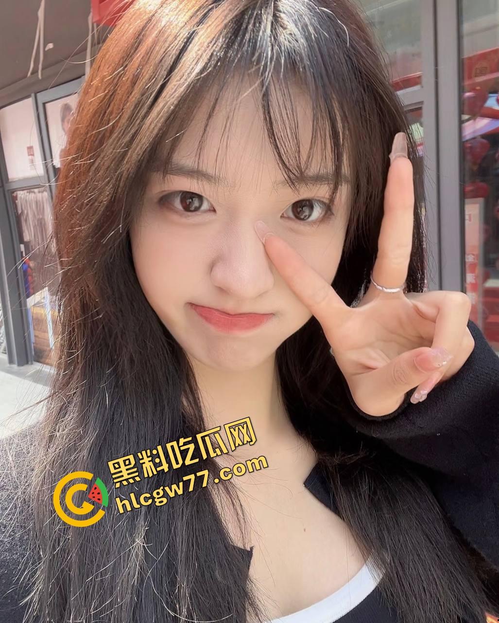 广州大学城学生妹『李璐』喝酒装纯,路上就开始抠逼湿了,开房换情趣内衣打桩到天亮,退房前还补一炮!-2