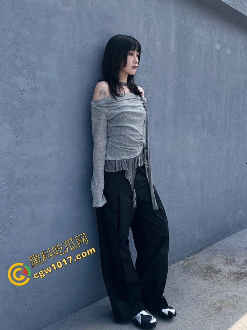 狂野纹身美女【柔柔】私密视频惊爆网络!唇舌撩人,臀波乳浪,肉棒深接,粗野激情,欲望爆棚-9