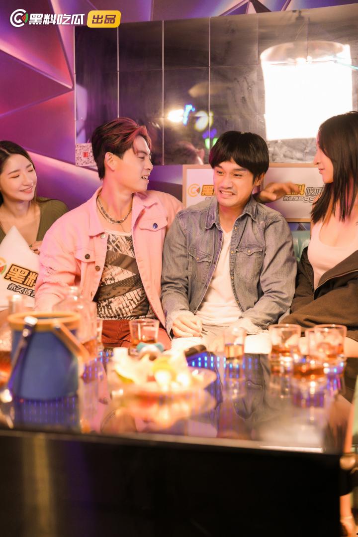 黑料吃瓜网出品-《江南第一小屌童锦程798&吴柳芳之花小龙&王老师爱情故事》第四集!-5