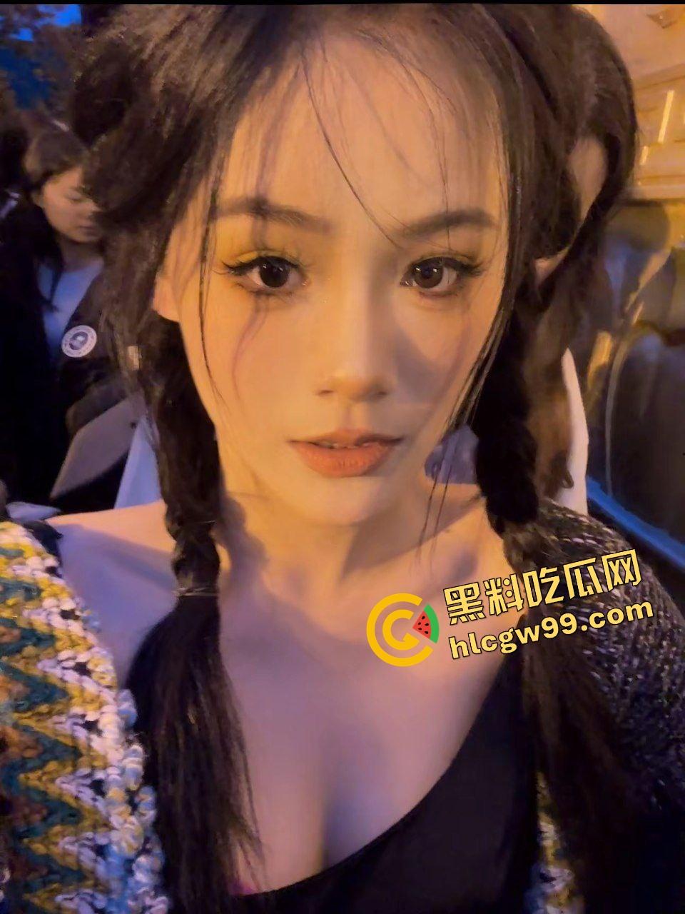 东莞贱逼骚母狗贱货【朱倩】骗老公睡觉了实则在KTV当灵魂舞者,淫荡模样尽显风骚!-2