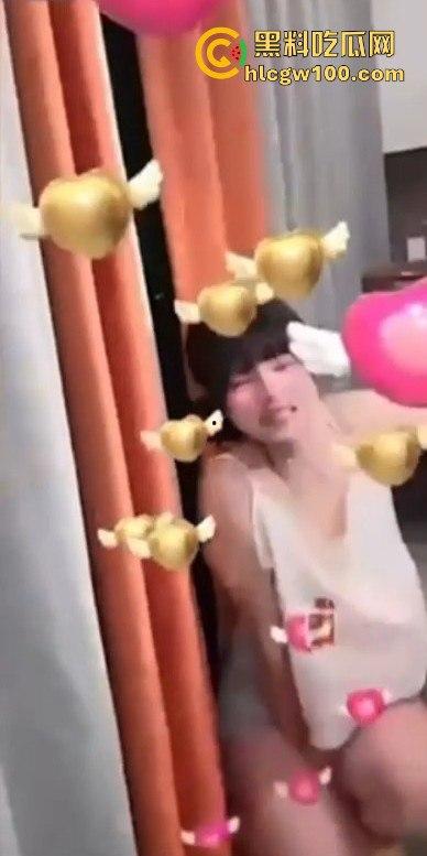 快手【幸子】直播玩调教,骚货塞入跳蛋让金主远程操控马力开到最大爽到高潮失控还是榜一大哥会玩!!-4