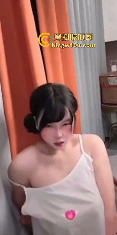 快手【幸子】直播玩调教,骚货塞入跳蛋让金主远程操控马力开到最大爽到高潮失控还是榜一大哥会玩!!-6