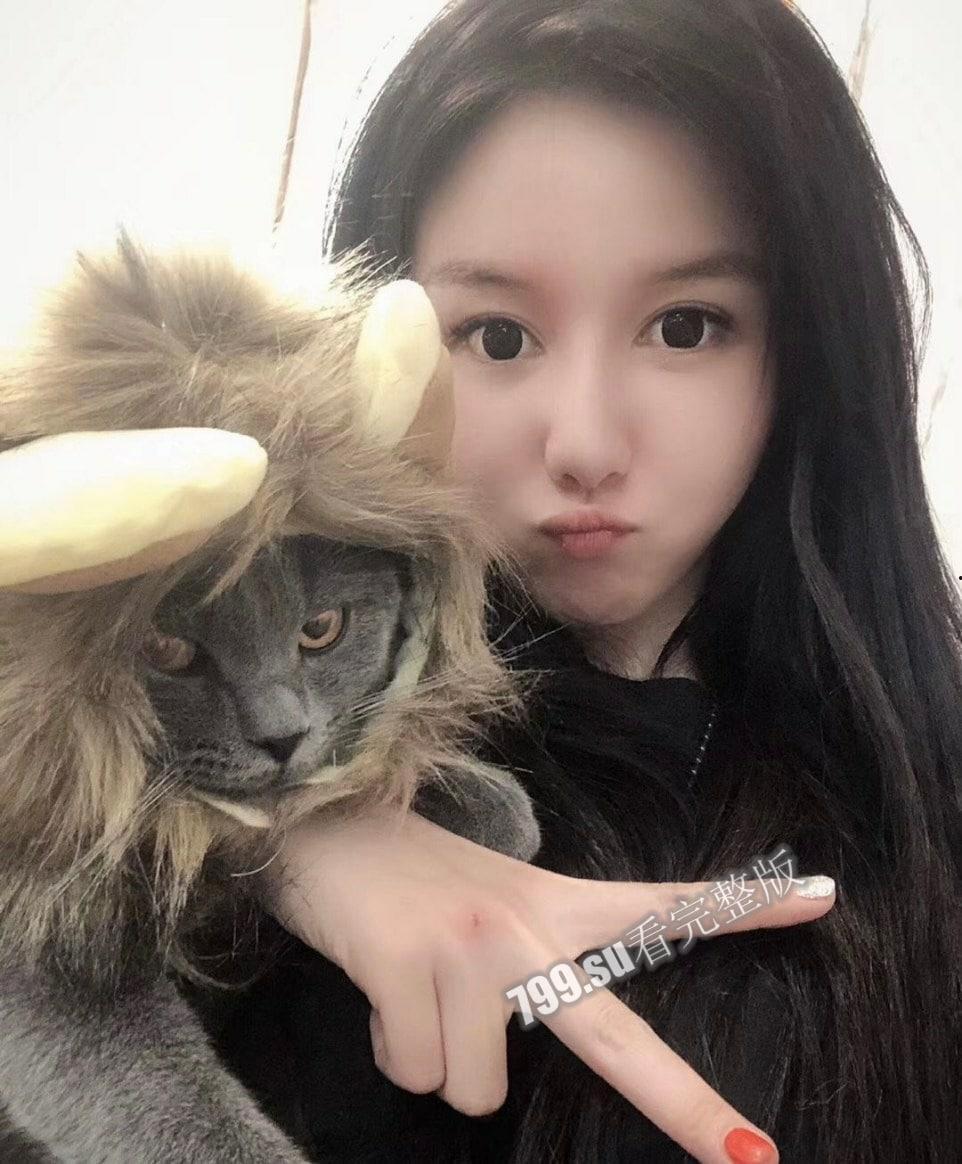 云盘泄露 高颜值反差婊 宋翊儿 第一视图 清纯女神淫荡的一面-8