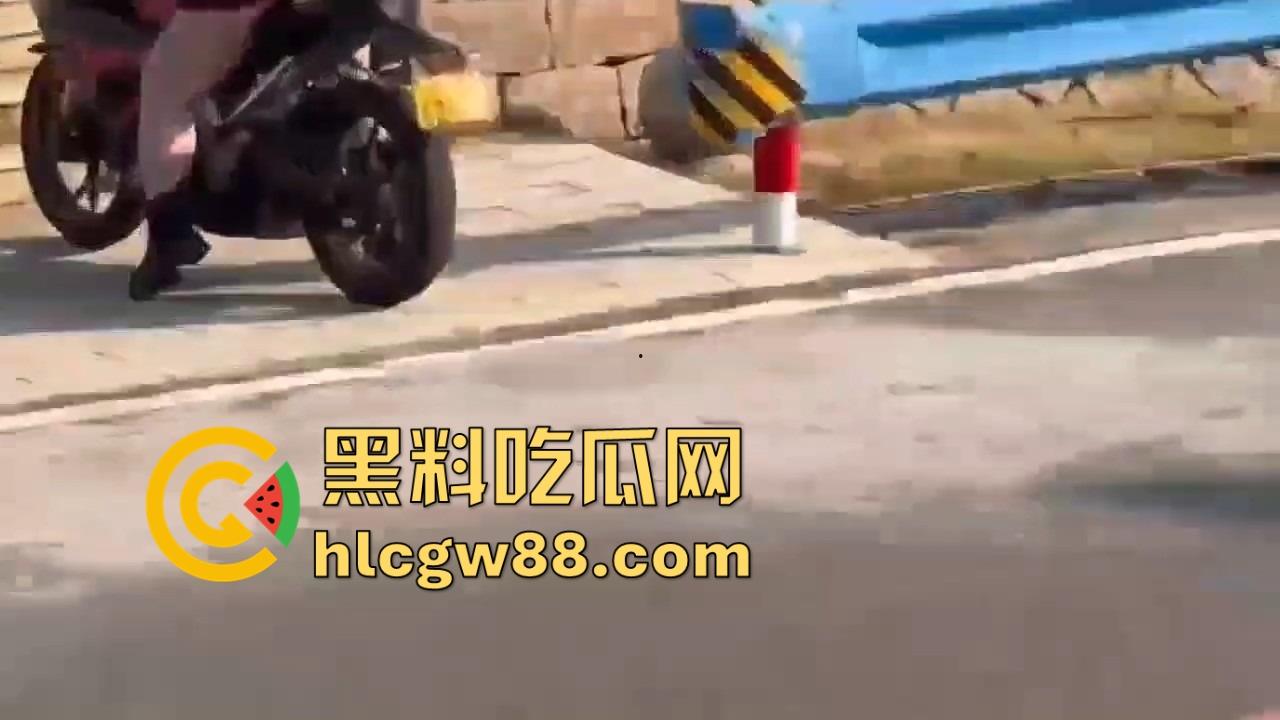 微胖界天花板,微胖尤物强行压制,男人直接被按弯,欲拒还迎坦克少女登场,彻底沦陷在肉感冲击中!-2