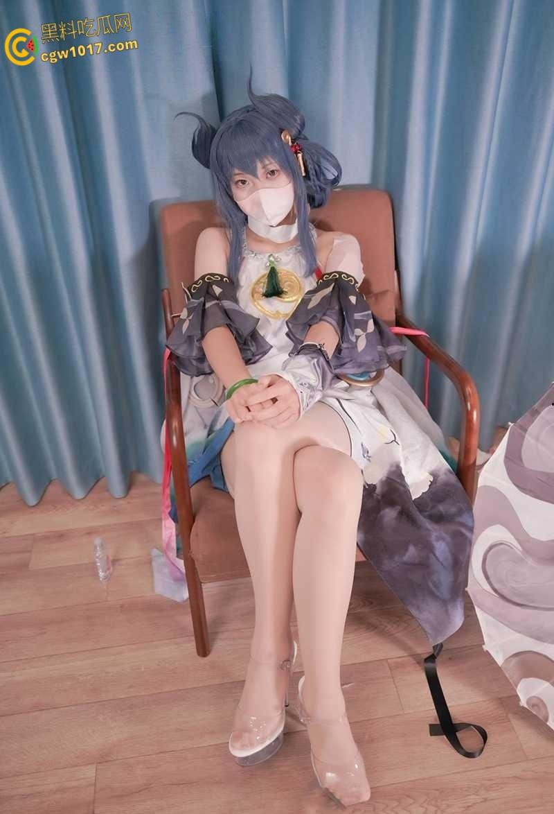 少萝网黄【沐沐baby】，COS公孙离白虎嫩穴自慰，开档黑丝乳萌骚露穴，看射一众二次元男粉！-4