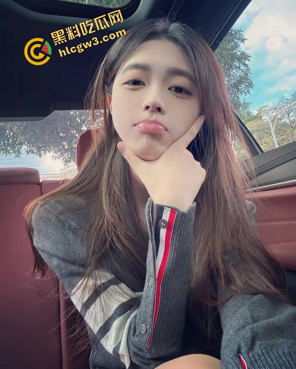 抖音极品美腿反差骚鸡服装网红『鹿子瑜』私下与金主激情 大长腿被抬起猛插粉嫩骚逼！独家曝光！-2