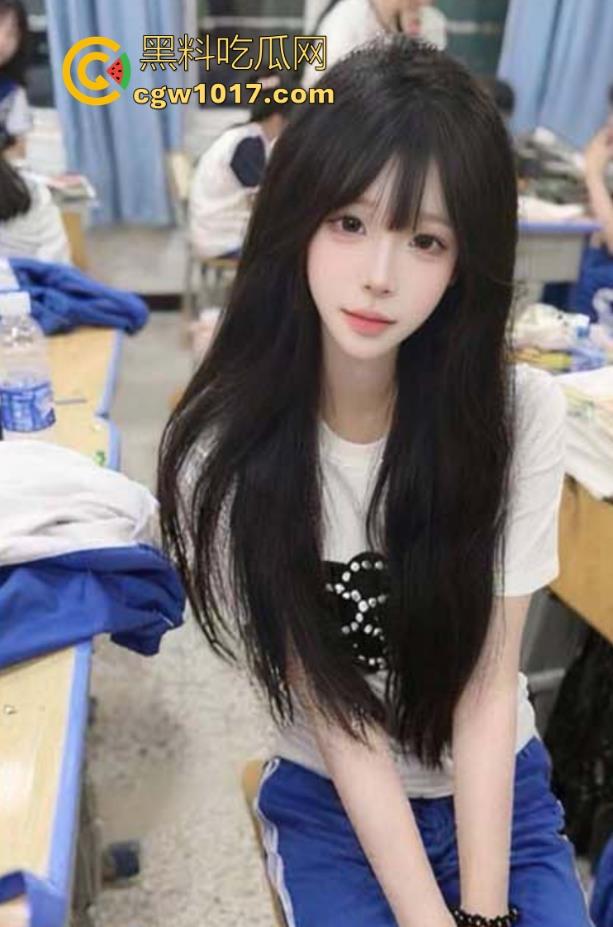 海角乱伦！侄女让我来学校找她，放的最开的一次，酒店无套猛操内射，事后回想起来再撸管一次！-1