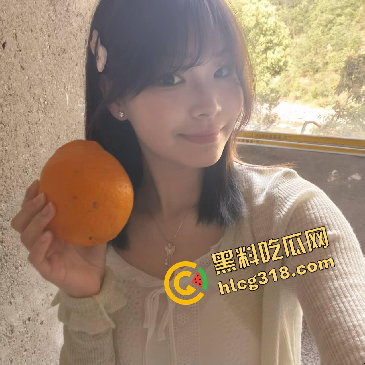 瓜友爆料室友带男朋友回宿舍,还以为没人直接床上疯狂猛操,结果我在角落全看光了床下目击全程!-4