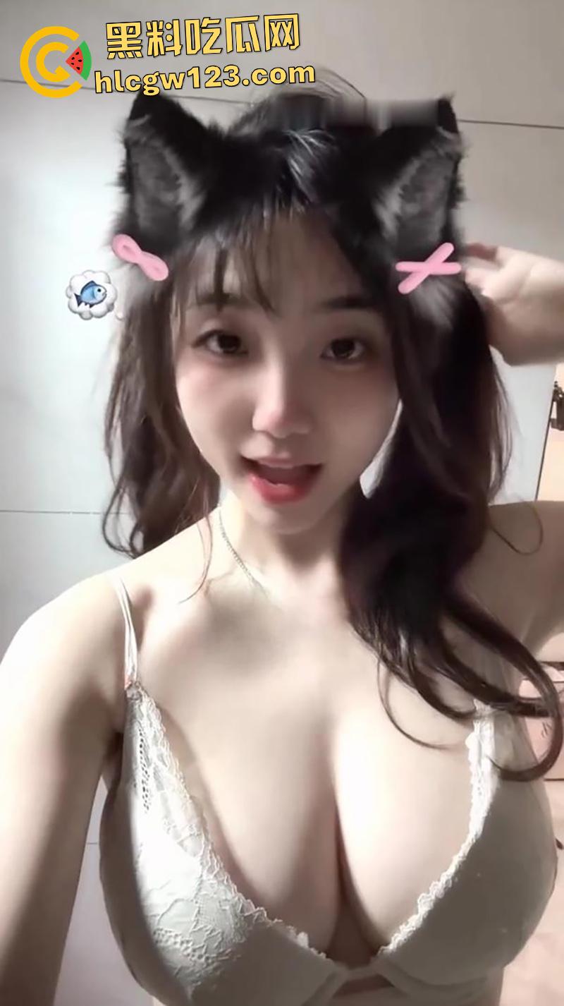 抖音68万粉颜值女神【sunny77】，持胸榨精大尺度福利，脸穴同框巨乳撩人，太诱惑了！-3