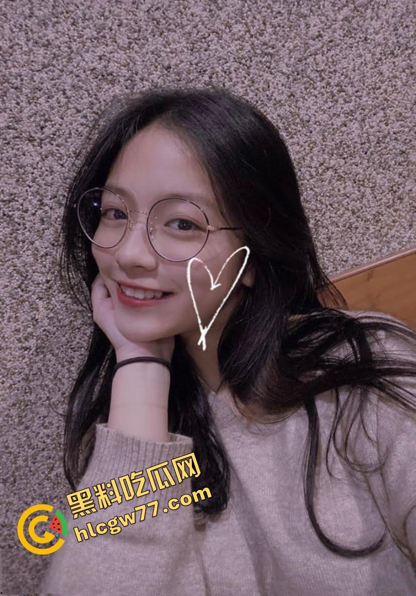 台北甜美台妹『欧阳晓雨』高中刚毕业就练成极品小母狗,骑术一流被各种姿势操到喷水!-7