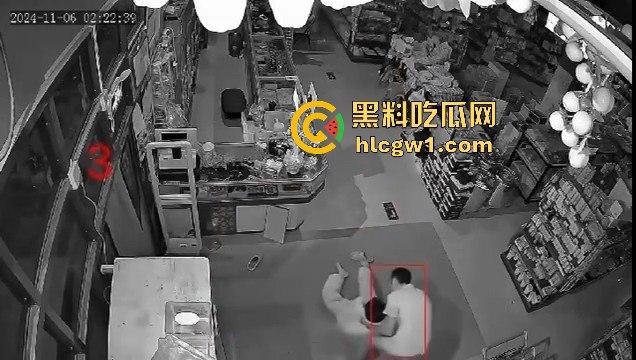 青海便利店老板被暴打10秒死亡!打人凶手已被刑拘,这下连尸检都得上!-4