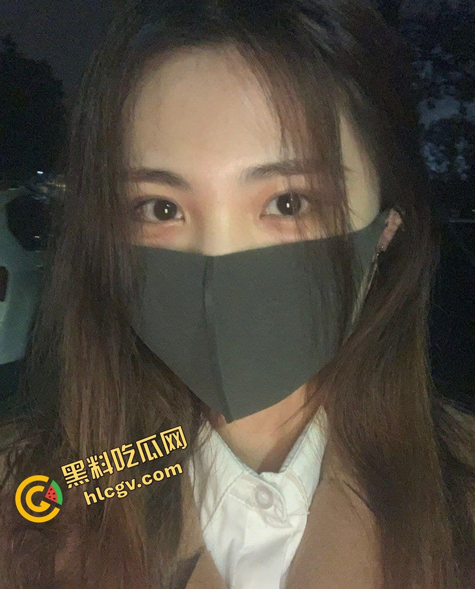 瓜友独家投稿曝光!海南酒店前台小姐『徐华』为顾客提供特殊服务 狂舔肉棒 被操到岔气!-2