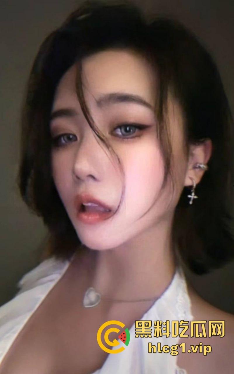 小红书美妆博主惨遇渣男!求和无果性爱视频曝光,得不到就毁掉的报复!-10