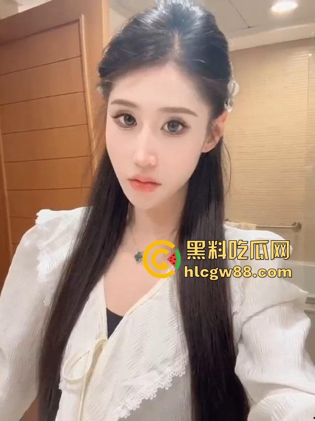 混迹马来迪拜柬埔寨外围女【邝葵魁】欠债不还拉黑恩人！两万多欠款理直气壮骂人，曝光婊子做爱的样子！-10