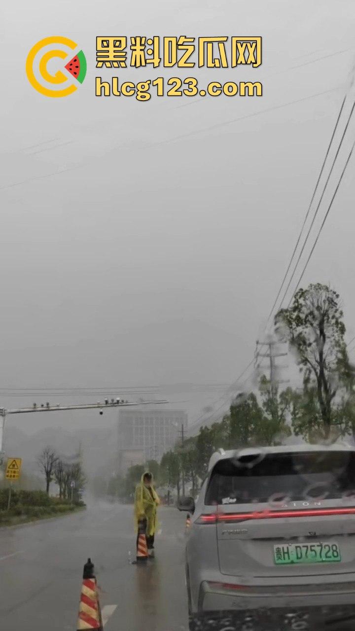 贵州黄平重大刑案！凶手作案后携妻潜逃，警方悬赏10万缉拿！-4