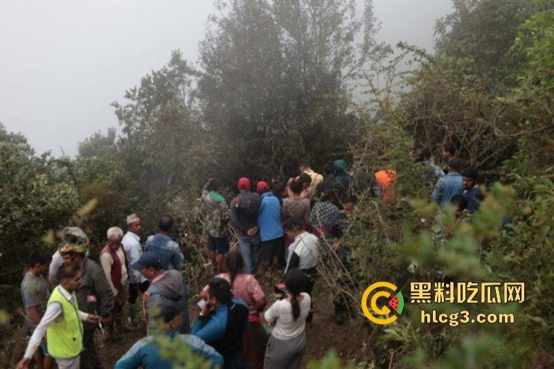 没事别出门！4名中国公民在尼泊尔直升机坠机事件中遇难！-1