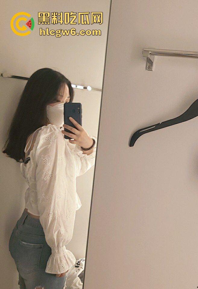 韩国留学生调教高颜值棒子人妻【朴秀英】白天端庄高贵装正经，晚上脱光跪地舔棒狂浪求操，被干到骚水乱飙！-3