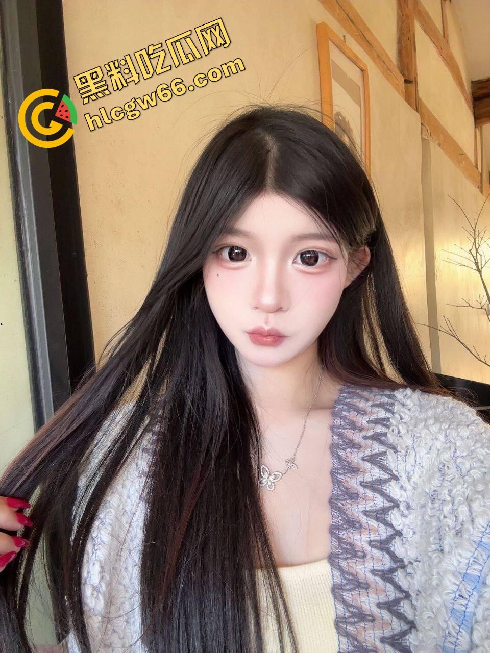 炮机抽疯了，樱花骚妹被前后双穴爆插，阴蒂震烂潮喷成河，菊花抽得哭爹喊娘！-2