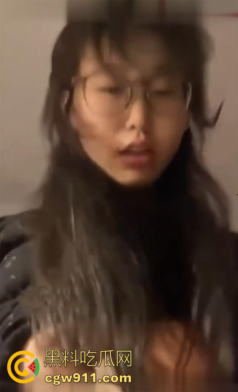 沈阳理工大学【刘欣】清纯学生妹，被富二代包养调教，私密自拍泄露，绝美脸蛋配魔鬼身材，让人欲罢不能！-7