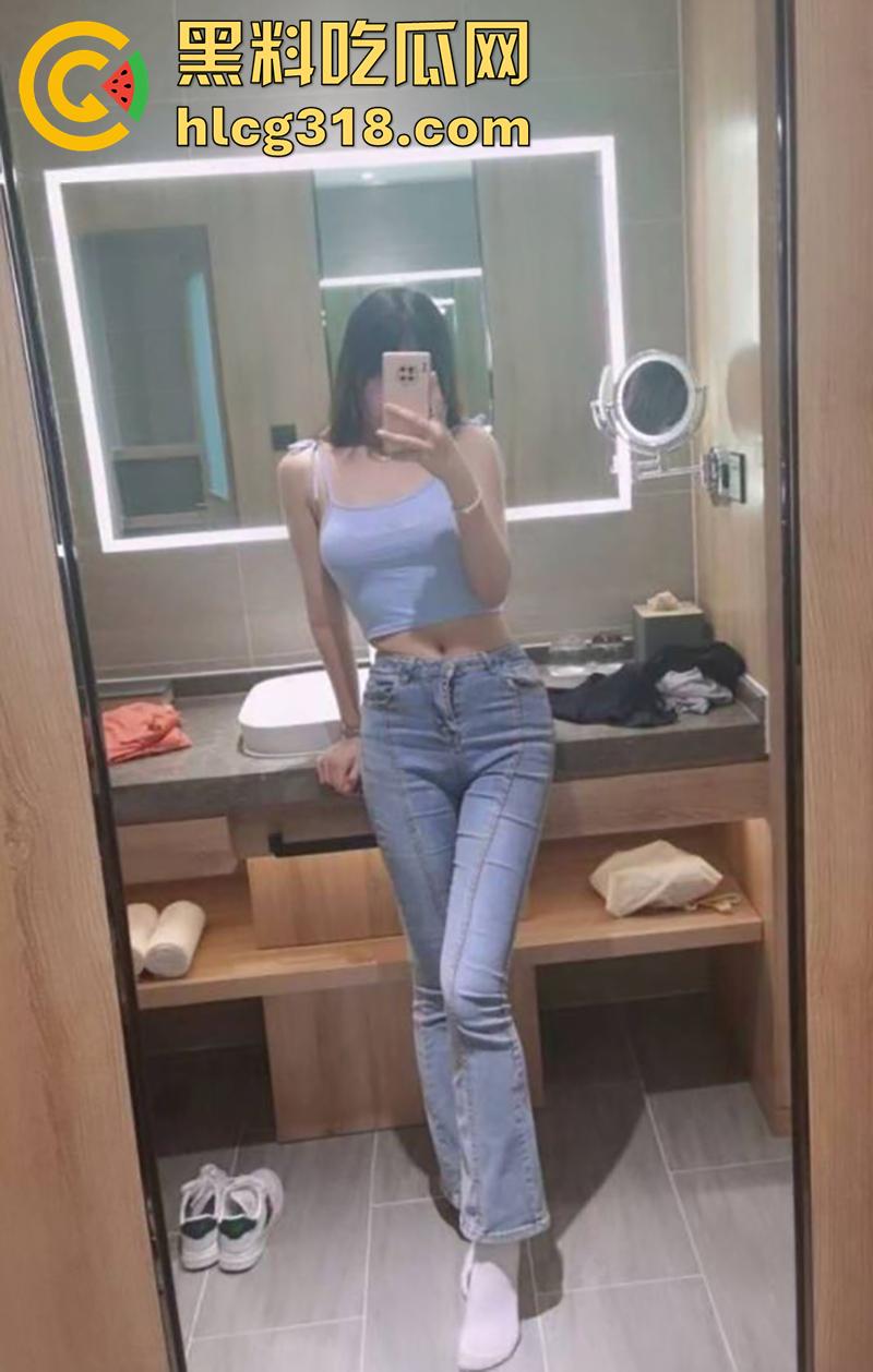 长春护理职校周研茹，高颜值校花女神，身材性感口活一流，约炮已婚男金主，全露脸视频流出！-5