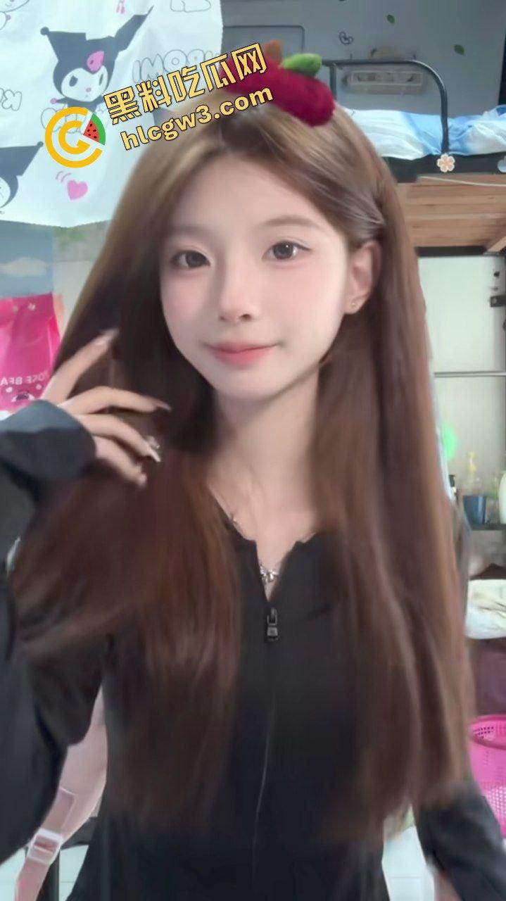 安徽水利水电大专反差清纯学生妹『新邻居』大哥锁脖调教后入 猛插白虎粉逼娇喘！原创独家曝光！-3