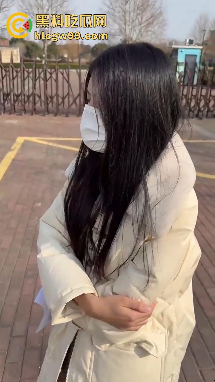 极氪汽车极品反差女销售【沈玥辉】出轨同事，还签什么忠诚协议真搞笑，绿帽哥一怒之下曝光性爱视频！-8