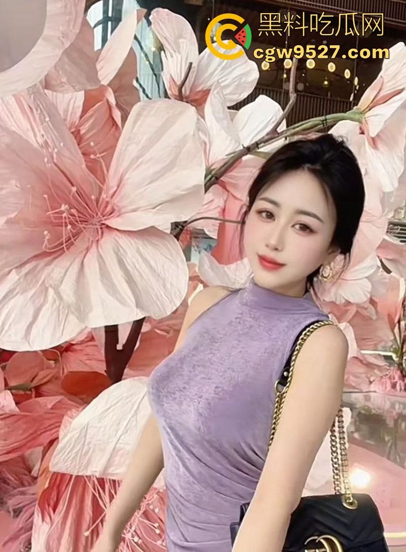 四川极品人妻欲求不满疯狂出轨约炮,性爱惨遭炮友泄露,巨乳肥臀黑丝诱惑,后入打桩高潮迭起!-4