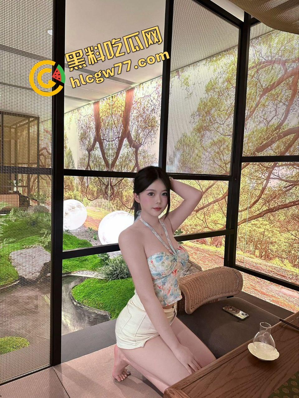 青岛职场【霞姐】清爽短发女领导露脸被操曝光,JK制服渔网骚穴湿到爆,男友小鸡巴根本操不爽!-5