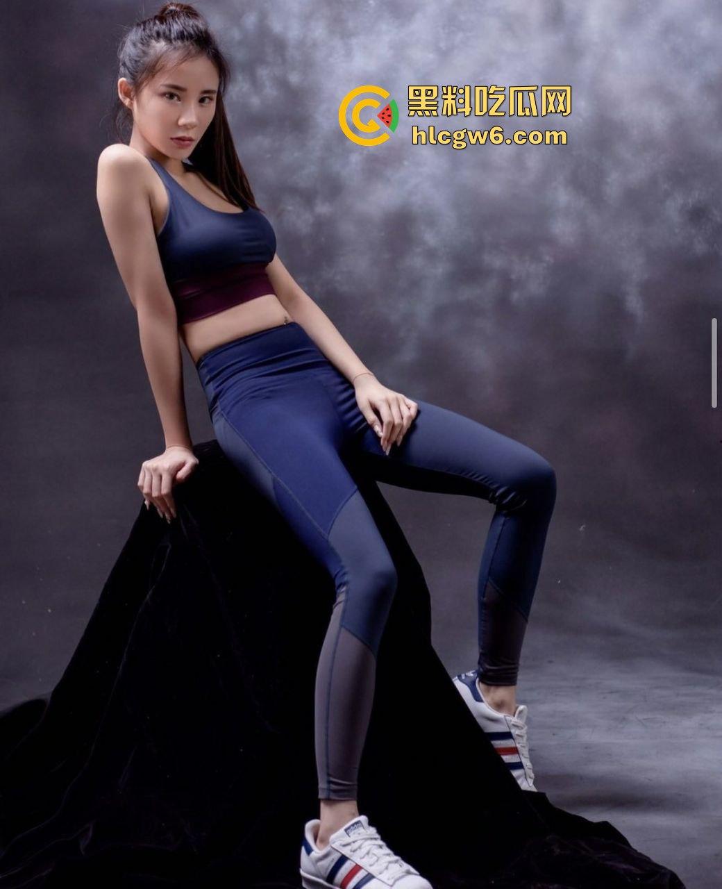 台湾钢管舞骚老师【李冰】收学费教舞还抢男友,钢管柔韧变成她骑鸡巴的资本!-26