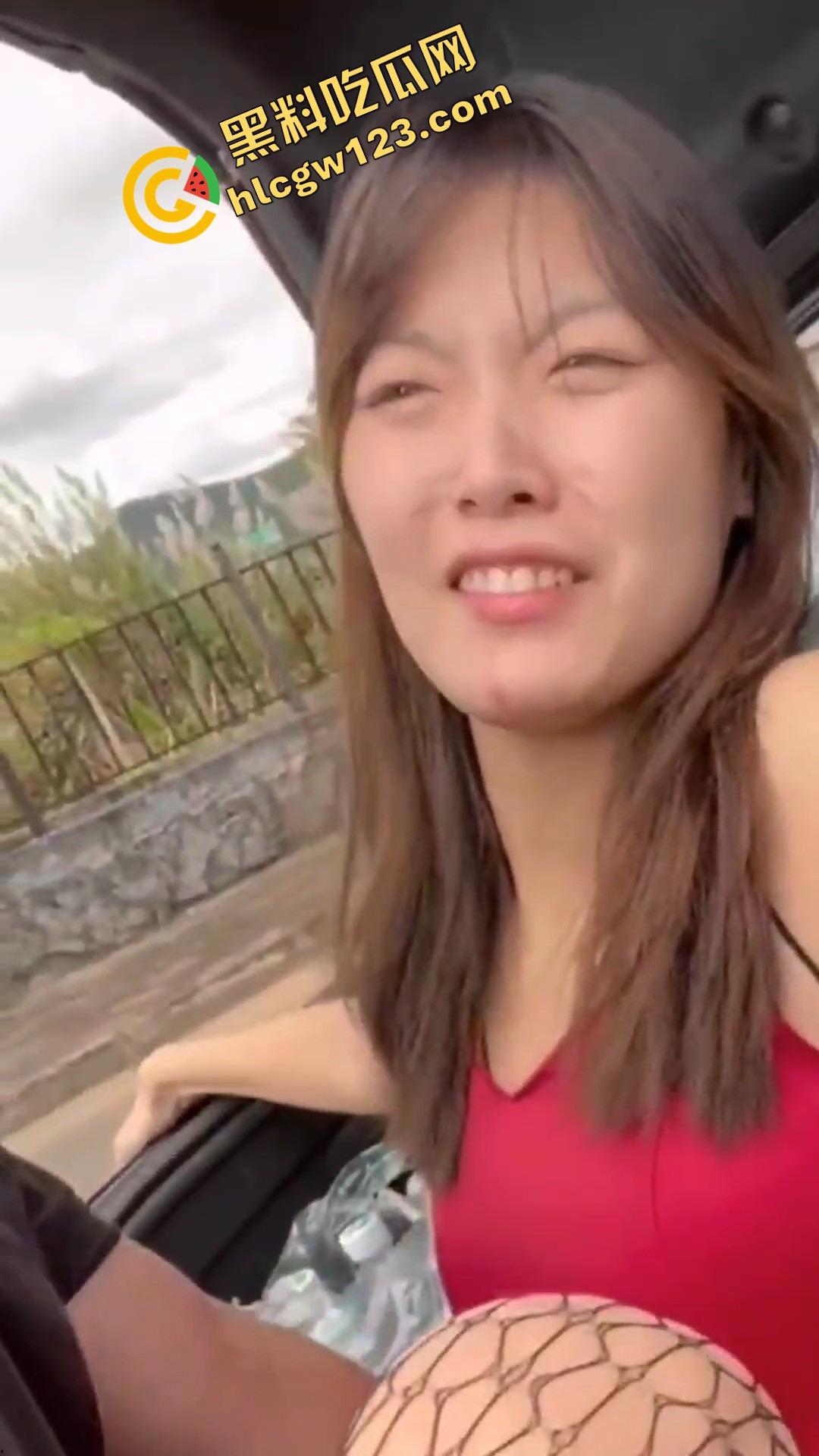 新能源车企都该看,ET6车震首秀野战出圈,白天渔网袜后备箱开干,厂家宣传说宣传能坐下两个人没骗人!-10