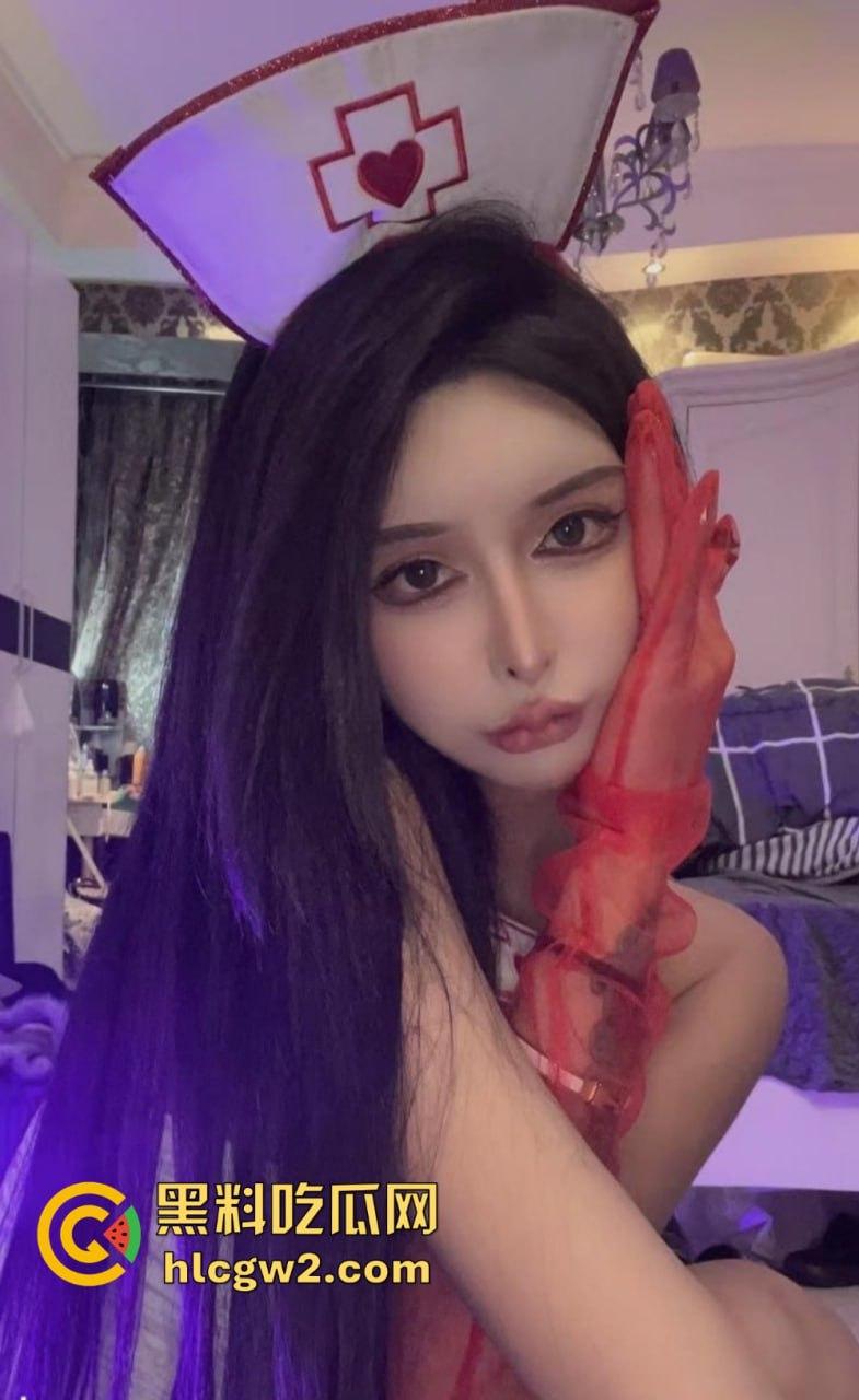 直男慎点！推特174cm高挑女神TS名媛【小草莓】迷晕无知直男体育生，穿小丝袜口爆搞得比真女人还骚！-6