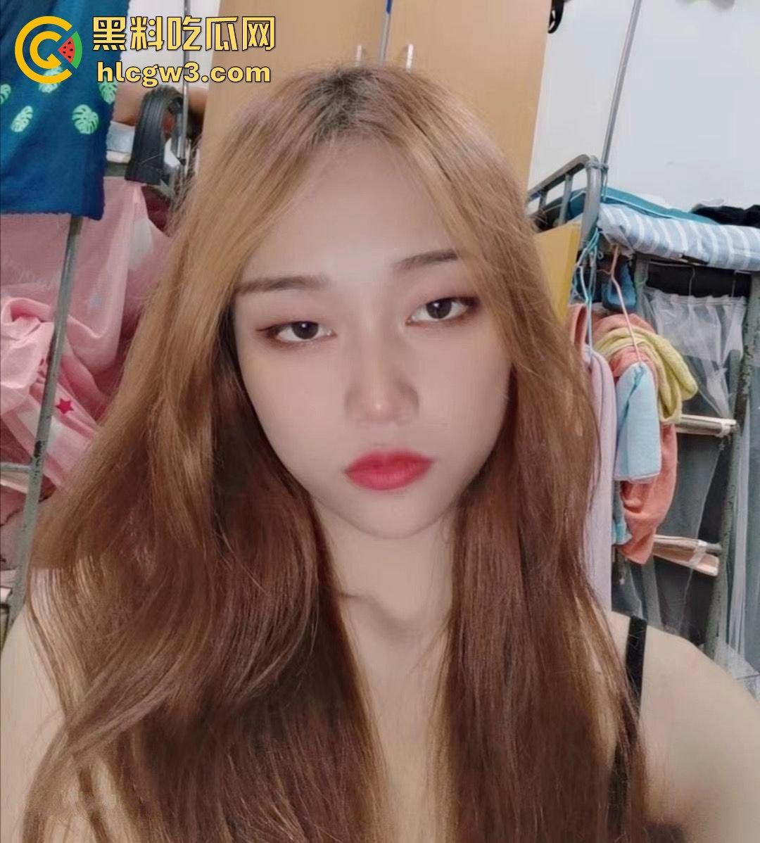 西安交大清纯校花【黎诗雨】私密自拍外流!清纯脸蛋配骚浪劲儿,男友大棒伺候叫声销魂惹全网嗨翻!-2