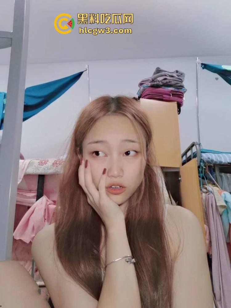 西安交大清纯校花【黎诗雨】私密自拍外流!清纯脸蛋配骚浪劲儿,男友大棒伺候叫声销魂惹全网嗨翻!-3