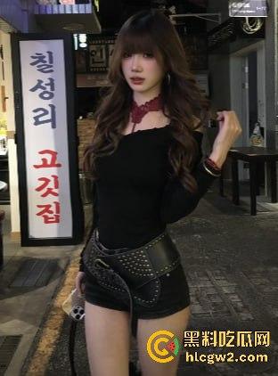 抖音百万粉丝网红【梁嘉蕊】现任前任爆料连连!约炮不停现男友面前还敢带节奏黑前任 真是个自带热搜体质!-18