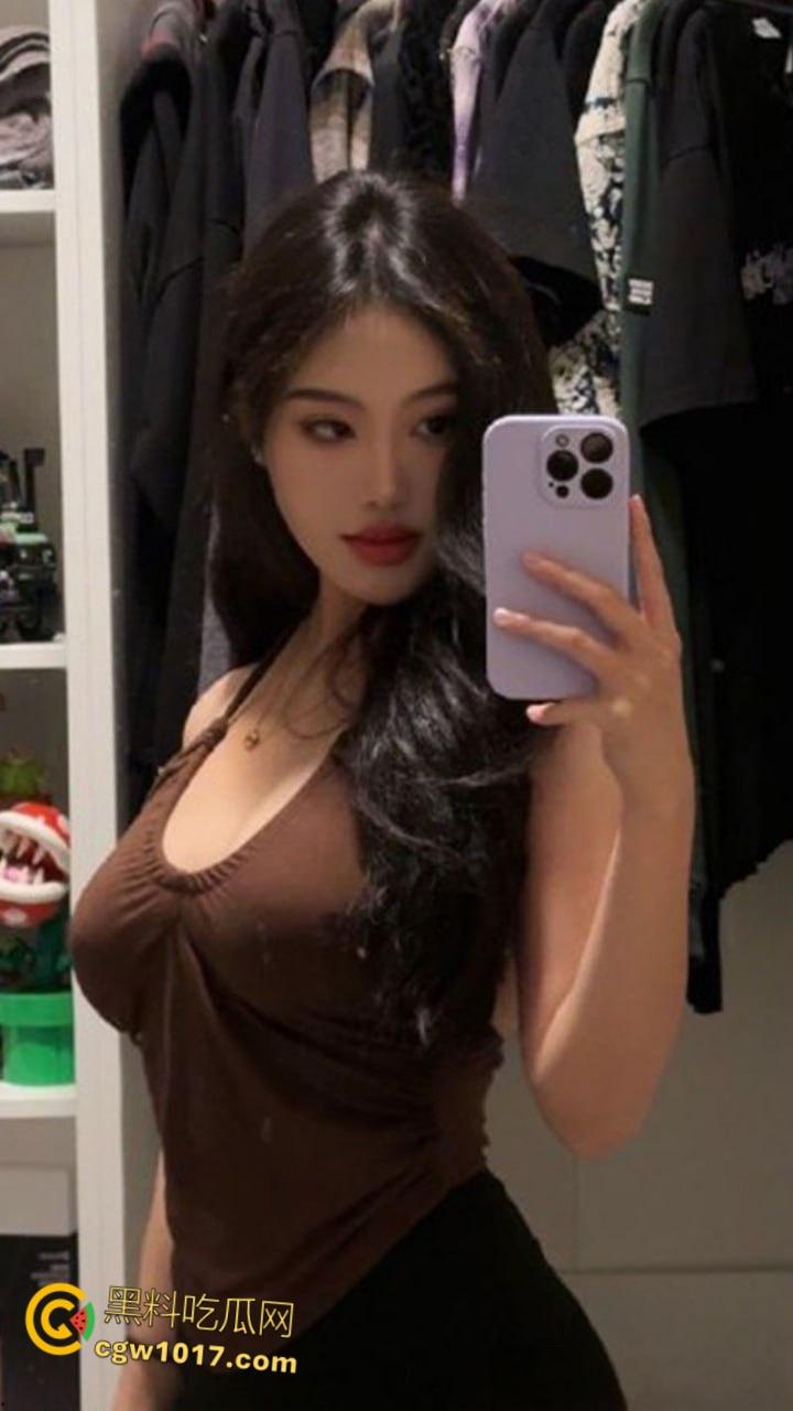 富二代约炮大神【fkabuto】,调教广州极品车模,SM捆绑足交贞操笼轮番上阵,白虎嫩穴无套狂操 !-2