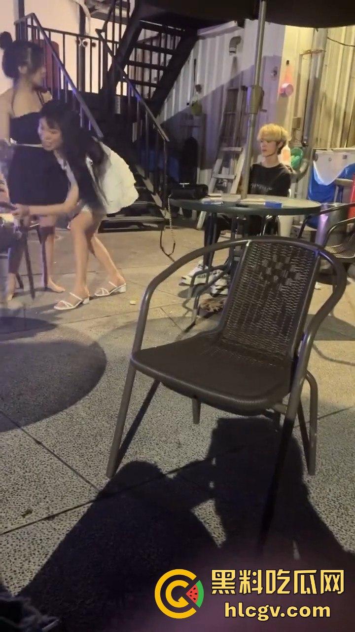 台中妹子与黄毛的爱恨情仇！情深似海，反目成仇的狗血戏码！-3