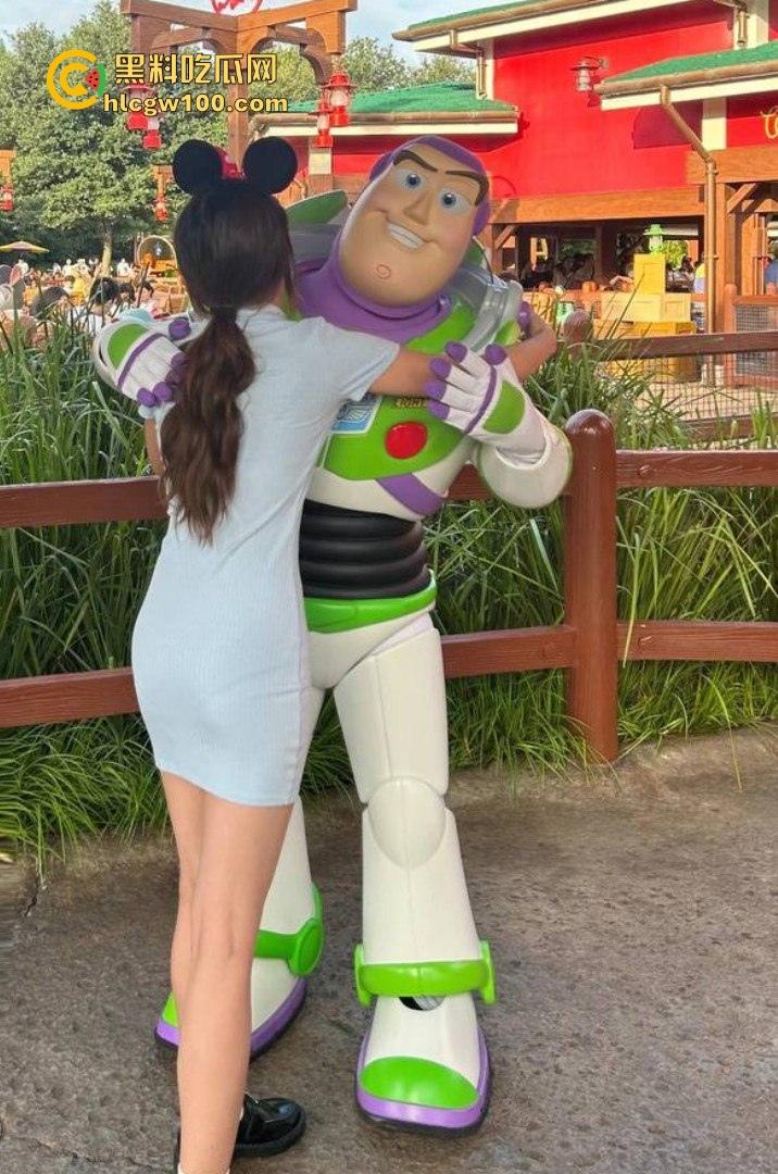 宁波诺丁汉大学大二【孙甜甜】寒假放飞自我，新学姿势直接实操，小腰扭得贼溜！-5