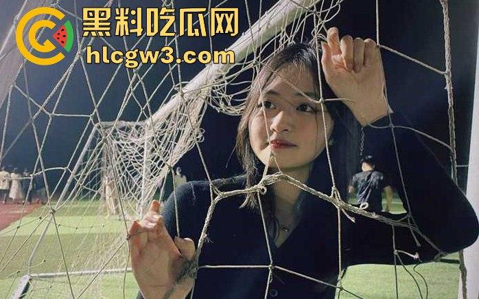 新交大三学姐【安倩文】床上骚到炸裂！粉色奶头被捏到娇喘连连，修长美腿夹得人动不了！-9