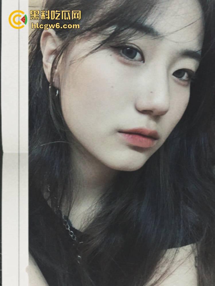 牛奶灌逼电击玩法炸裂上线,JK制服骚妹被逼里灌满牛奶吊起来玩电,奶水顺着腿狂流,全程骚叫浪到突破天际!-1