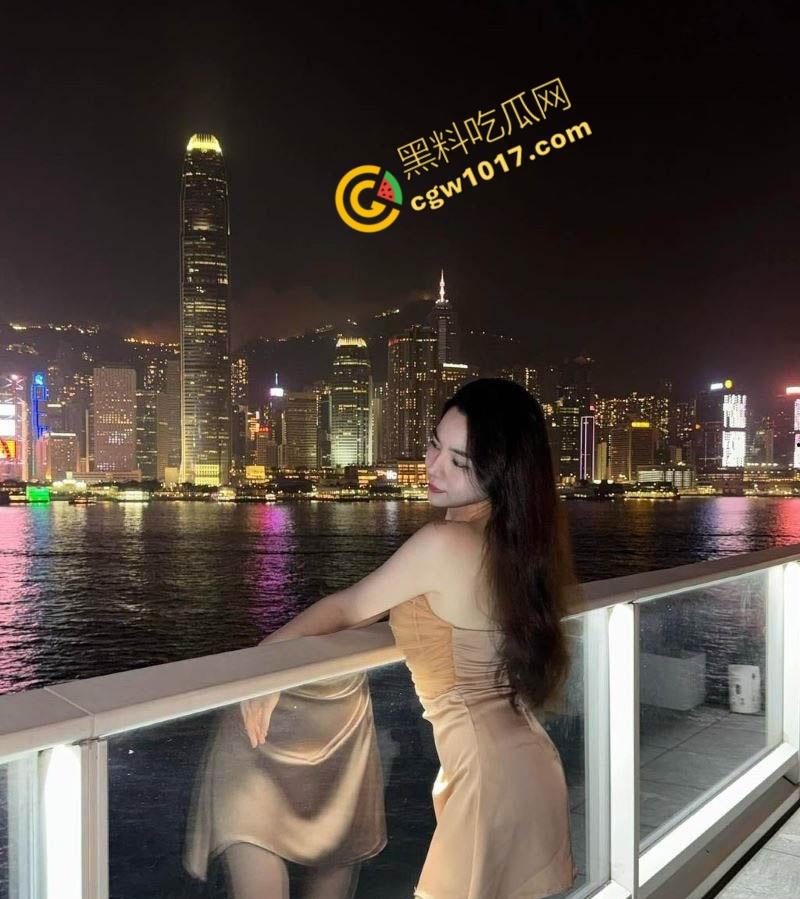 迷人小网红【Annie Lau】雪肤翘臀与龙蝶共舞！前男友报复泄露性爱视频，丰胸嫩穴尽显，网友惊呼“纹身狂野极品”！-3