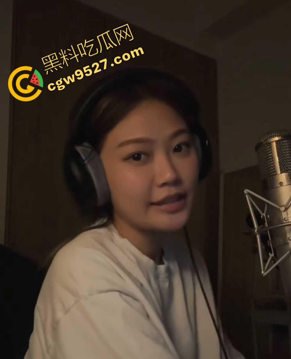 抖音网红婚外情大战！Dior大颖与菲道尔相互撕逼，性爱视频外流，露脸舔屌，身材丰满，可乐坏瓜友-6