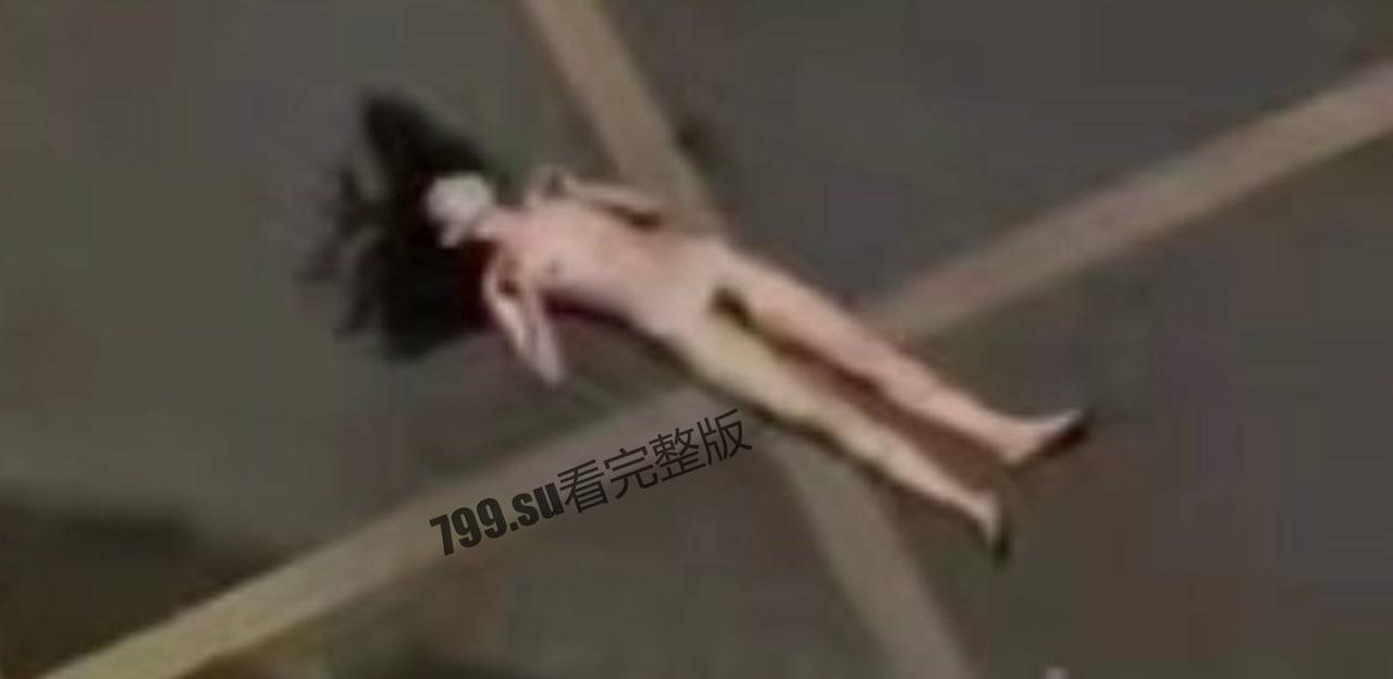 深圳北站东广场 天桥啪啪打炮 女生意外掉下来 全裸躺在路中间 太刺激了-1