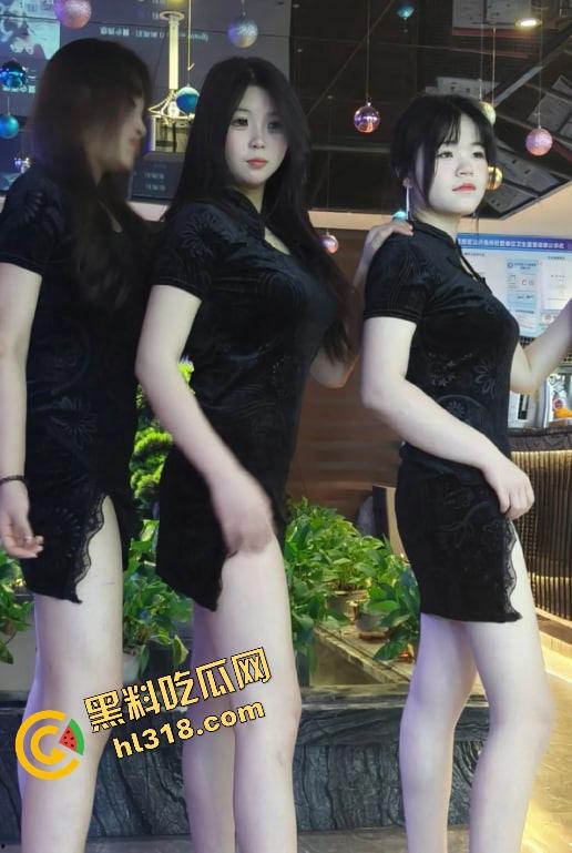 全新肾保健套餐曝光,全裸趴床任摸奶,揉奶撸屌一气呵成,花式服务直接把你榨干射完还想再来一发!-9