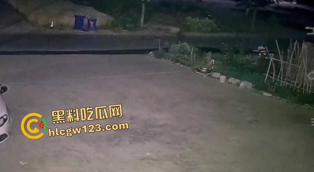 哥哥脑死亡后鬼魂偷物!车祸灵异事件,弟弟家中物品离奇失踪,找灵媒才知道是哥哥!-4