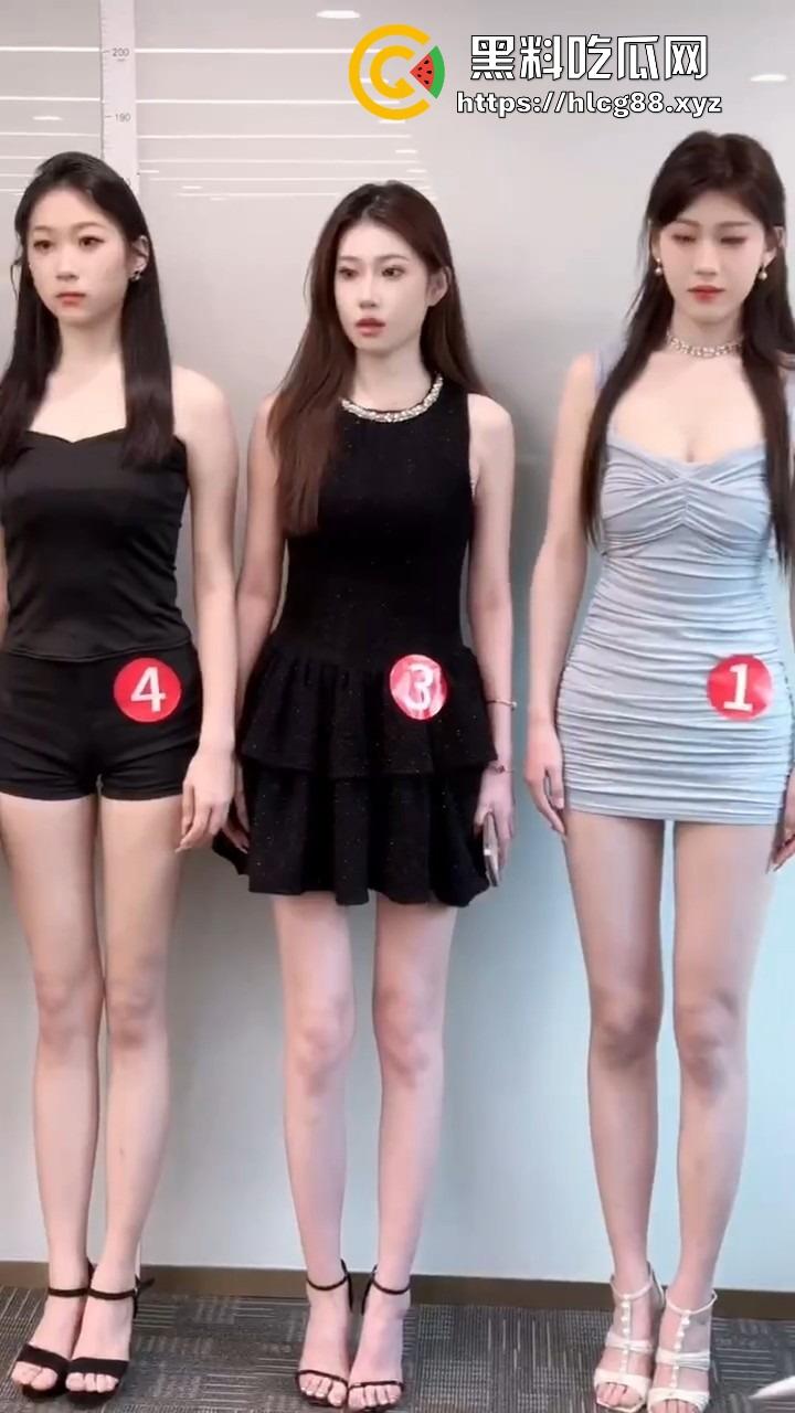 上海车展车模面试操场,美逼挑花眼,选上身价3K硬操起步,白天晚上双份爽,选不上就擦边卖逼!-1