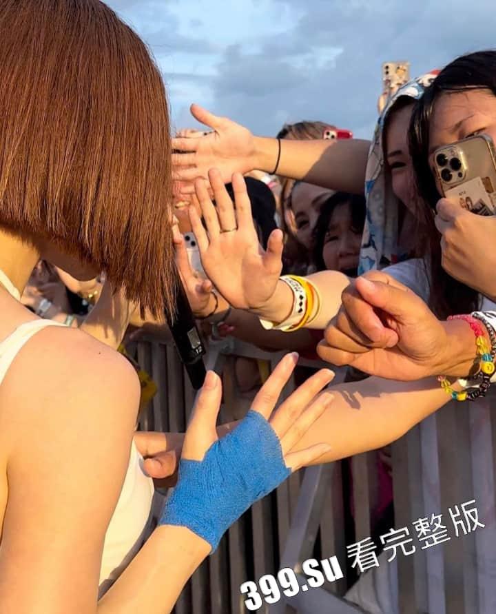 韩国性感DJ SODA在日本演出时 下台互动被多名男子公然袭胸 事后发ins说像是面对狼群 日本媒体谴责性骚扰者是日本之耻-9