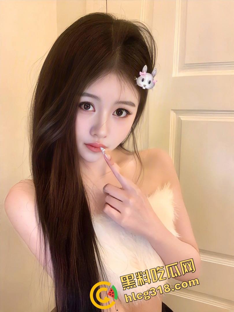 上海大神亲授骗炮秘籍，嘴皮一动把小黑丝JK00后妹子被哄得晕头转向，刚操完还甜笑着喝奶茶抽电子烟！-3