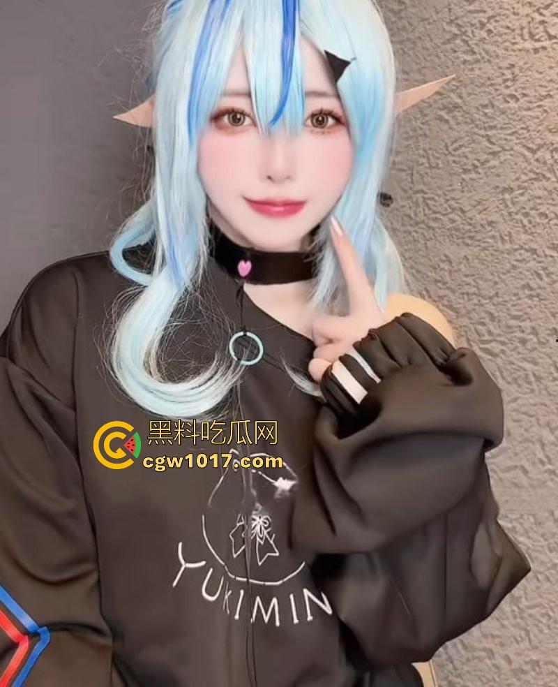 亚洲反差极品女神【Rizuna】最新作品Cos雪花菈米，擦边自慰，声线软糯得像融化蜜糖，直钻你耳朵里撩骚！-2